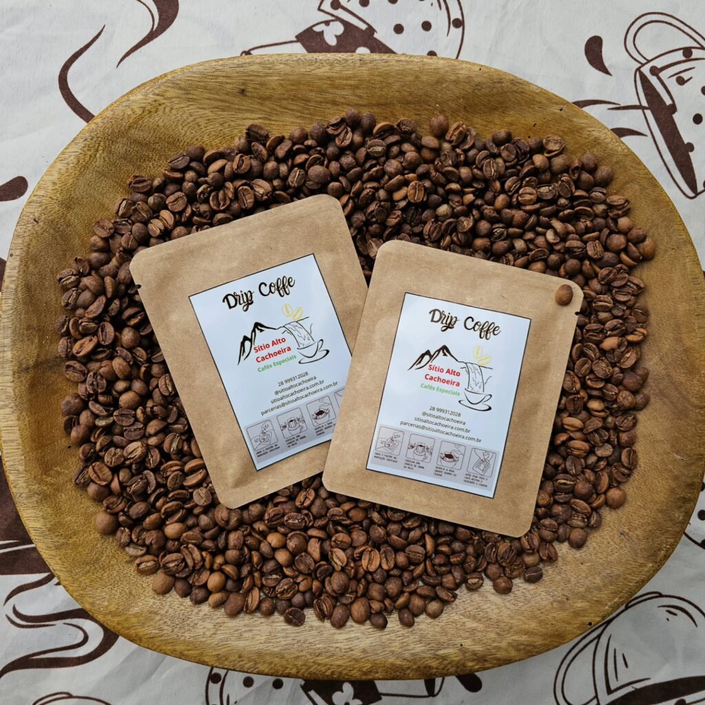 Instagram post from sitioaltocachoeira.cafe. This post is in position 4.