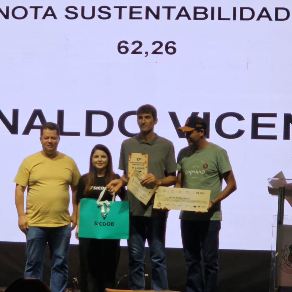 Instagram post from sitioaltocachoeira.cafe. This post is in position 1.