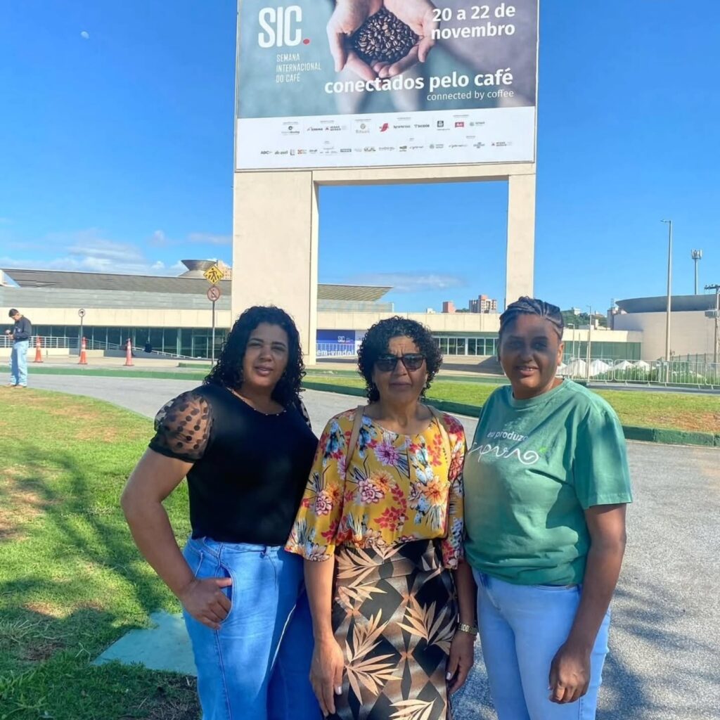 Instagram post from sitioaltocachoeira.cafe. This post is in position 3.